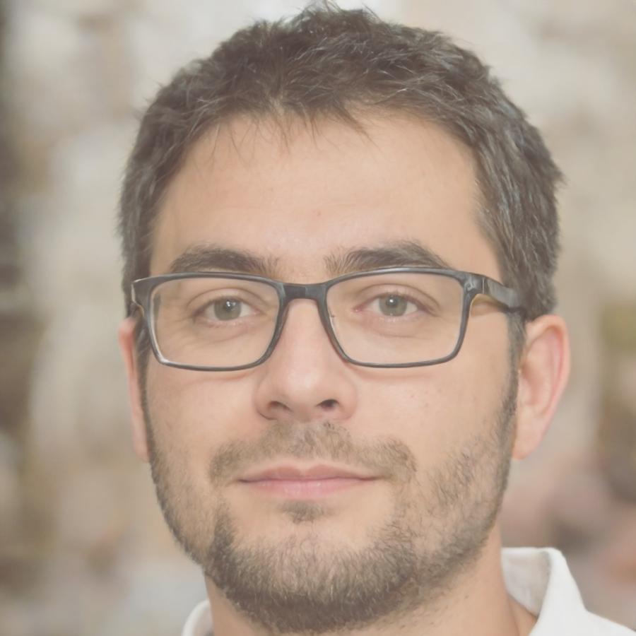 Portrait de Thomas Martin, consultant en investissement